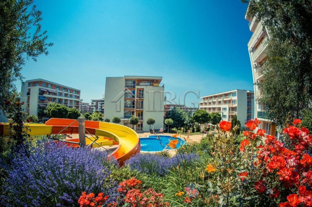 One-Bedroom Apartment for Sale in Sea Fort Club, Sveti Vlas — photo 3