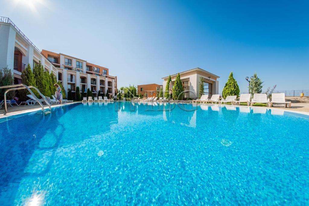 One-Bedroom Apartment for Sale in Sea Fort Club, Sveti Vlas — photo 24 of 25