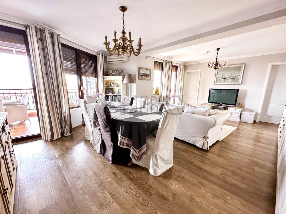 Apartment with 3 Bedrooms (3+1) Big Terrace with Jacuzzi and Frontal Sea View Manastira 2, Sveti Vlas — photo 7 of 25