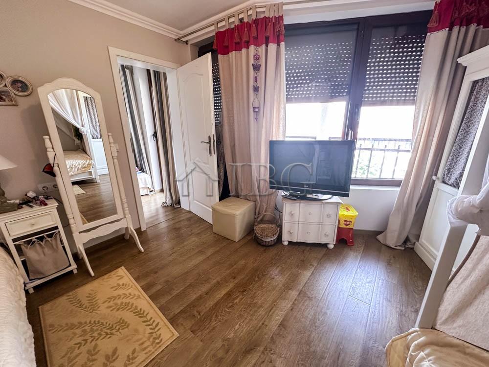 Apartment with 3 Bedrooms (3+1) Big Terrace with Jacuzzi and Frontal Sea View Manastira 2, Sveti Vlas — photo 18 of 25