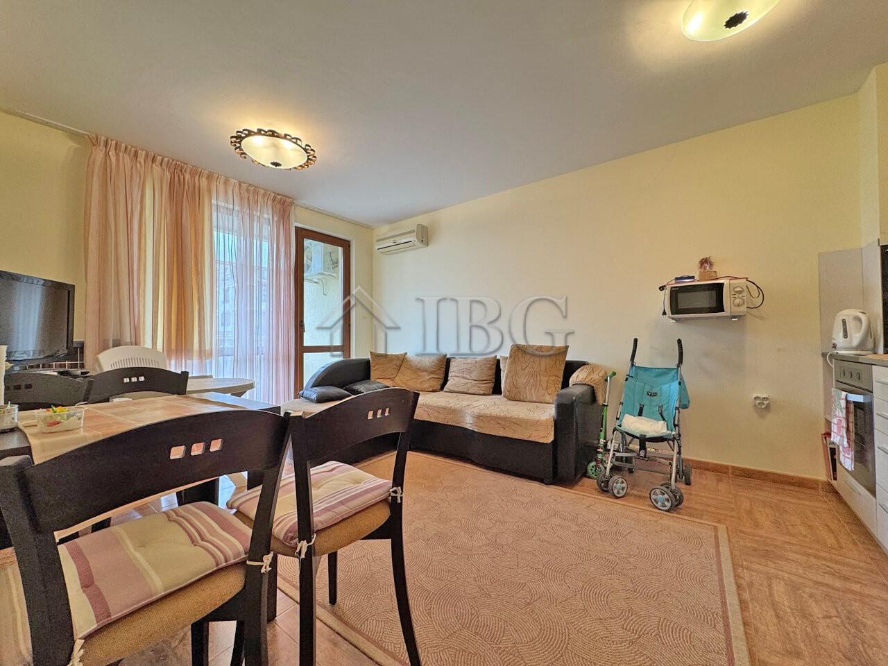 1-Bedroom Apartment for Sale Royal Bay 2, Sveti Vlas — photo 4 of 14