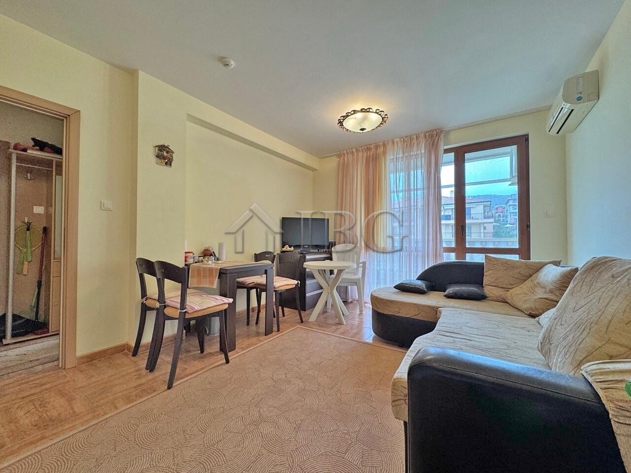 1-Bedroom Apartment for Sale Royal Bay 2, Sveti Vlas — photo 9 of 14