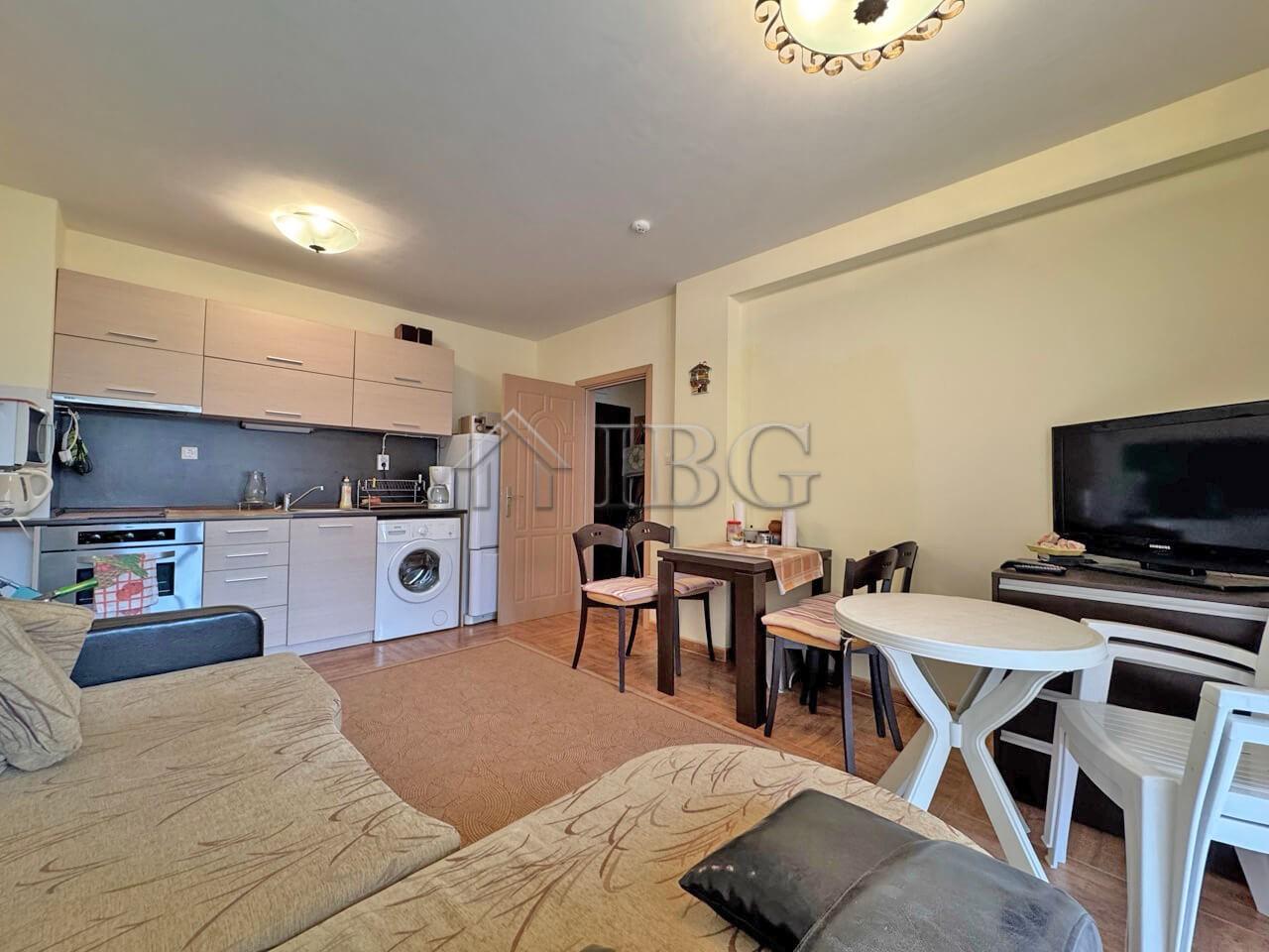 1-Bedroom Apartment for Sale Royal Bay 2, Sveti Vlas — photo 7 of 14