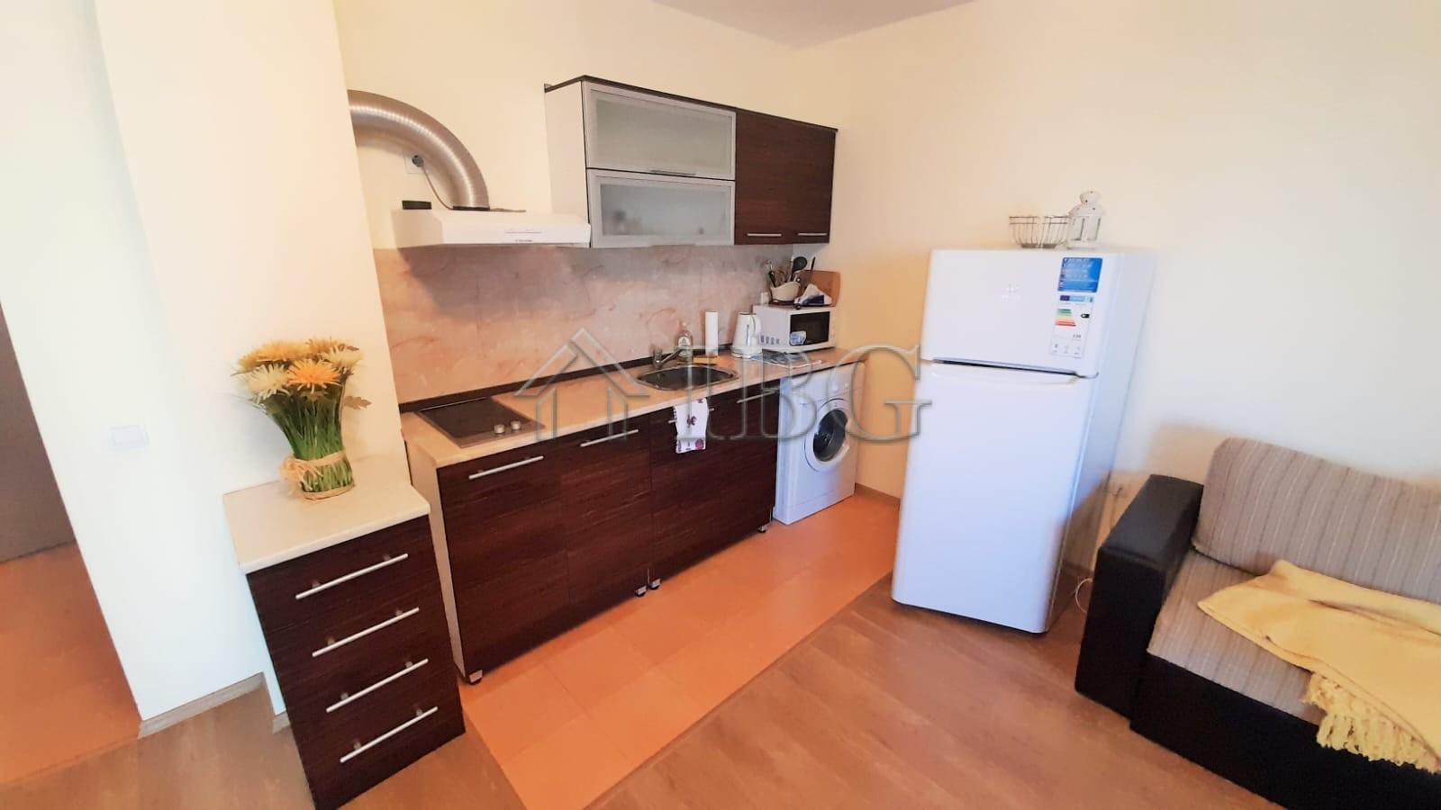 Furnished One-bedroom apartment in Sineva Del Sol, 50 m. to the beach in Sveti Vlas — photo 4 of 6