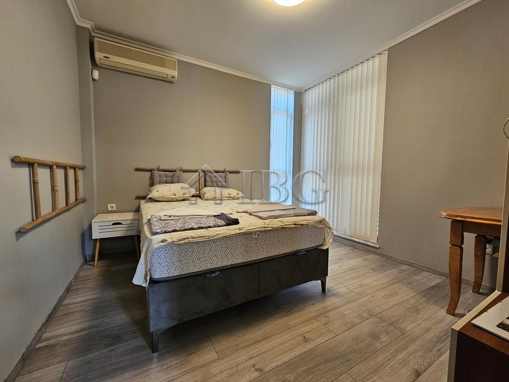 Renovated 2-Bedroom Apartment Sun City 1, Sunny Beach — photo 15 of 23