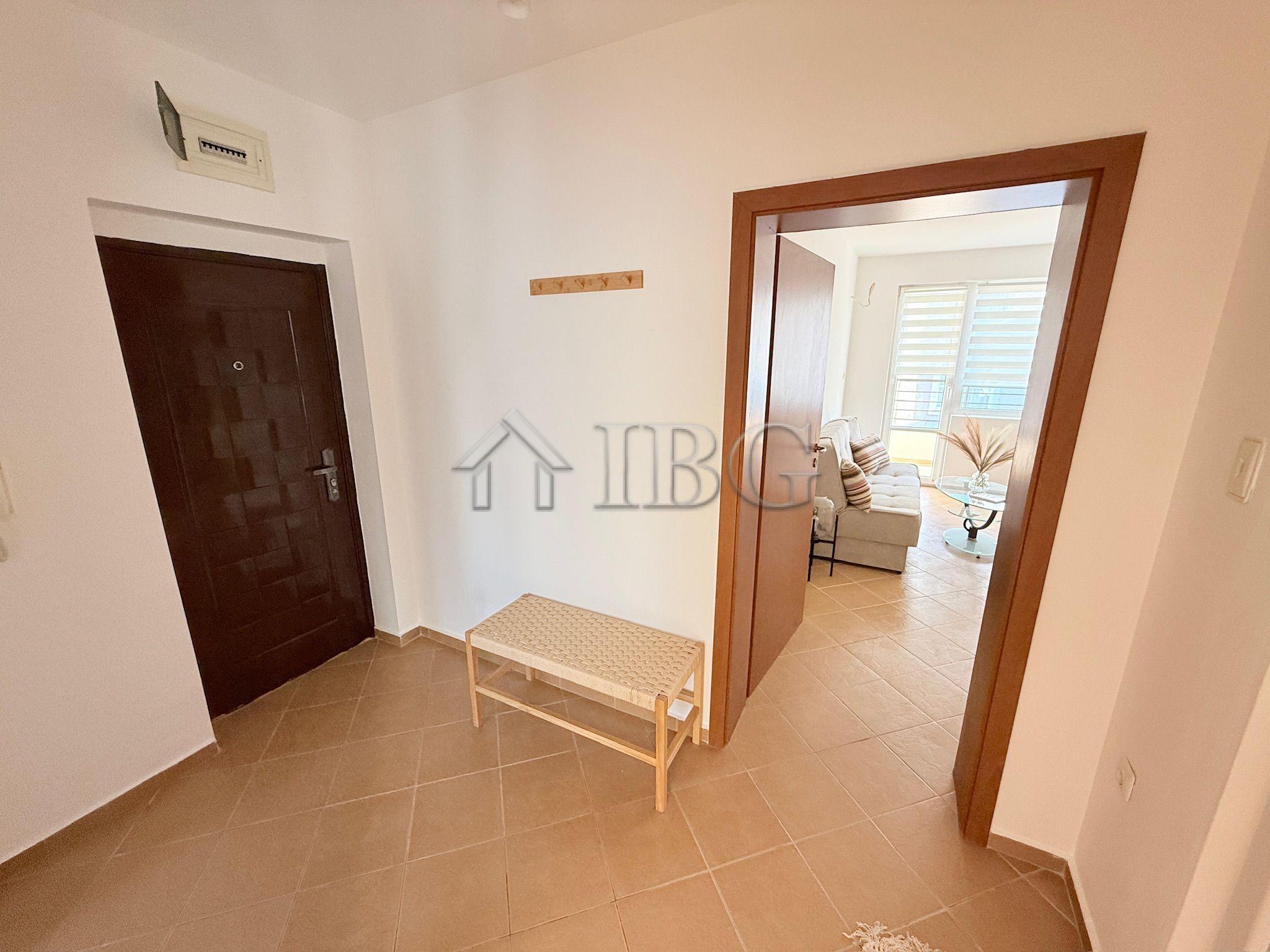 For Sale: Renovated Two-Bedroom Apartment in a residential building, area Cacao Residence, Sunny Beach — photo 7 of 19