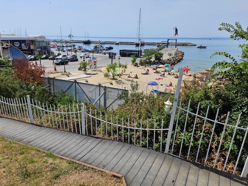 Direct access to the beach and yacht marina! One bedroom apartment with Sea and Marina Views, complex TOP, Dinevi Resort , Sveti Vlas — photo 2