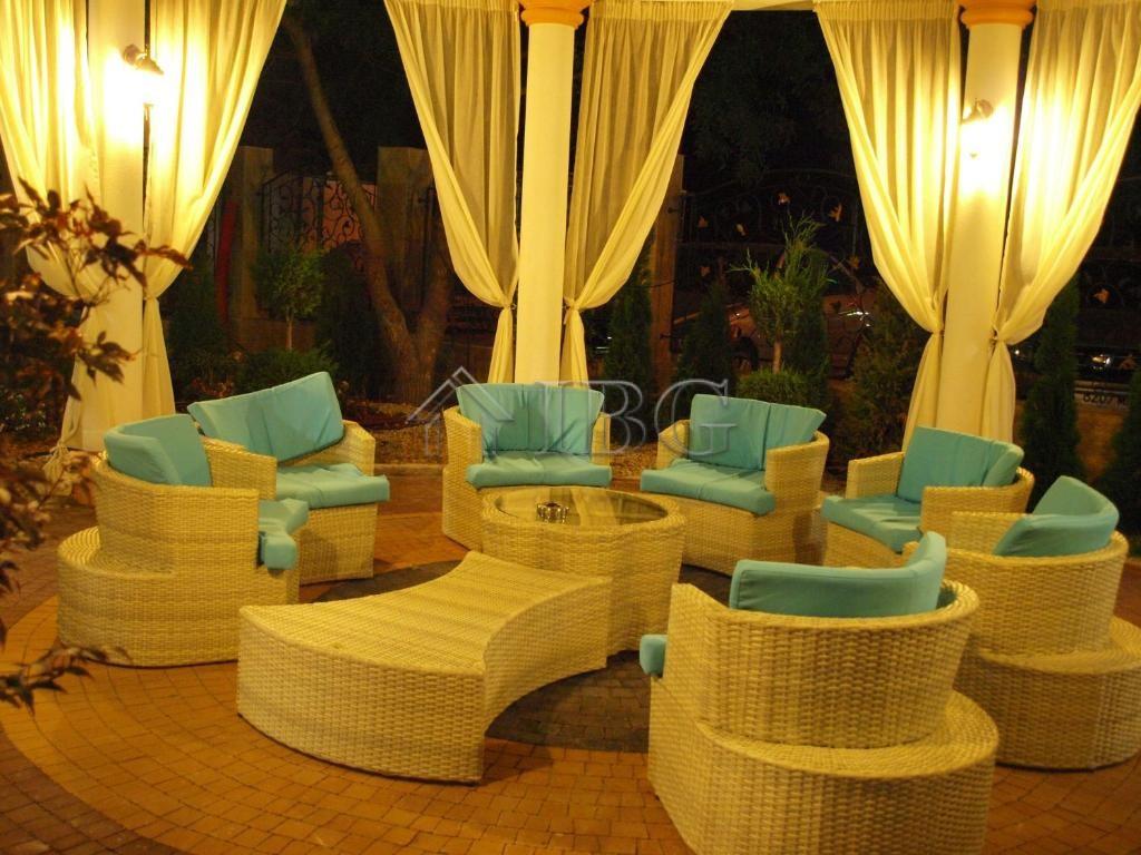 Luxury 2-bedroom, 2 bathroom apartment with pool view in Sweet Homes 5, Sunny Beach — photo 18 of 25