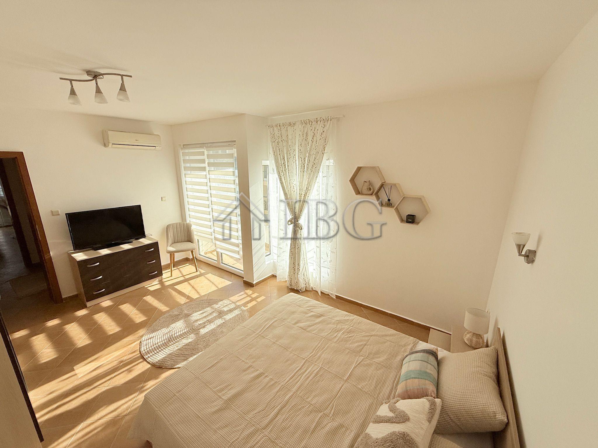For Sale: Renovated Two-Bedroom Apartment in a residential building, area Cacao Residence, Sunny Beach — photo 17 of 19
