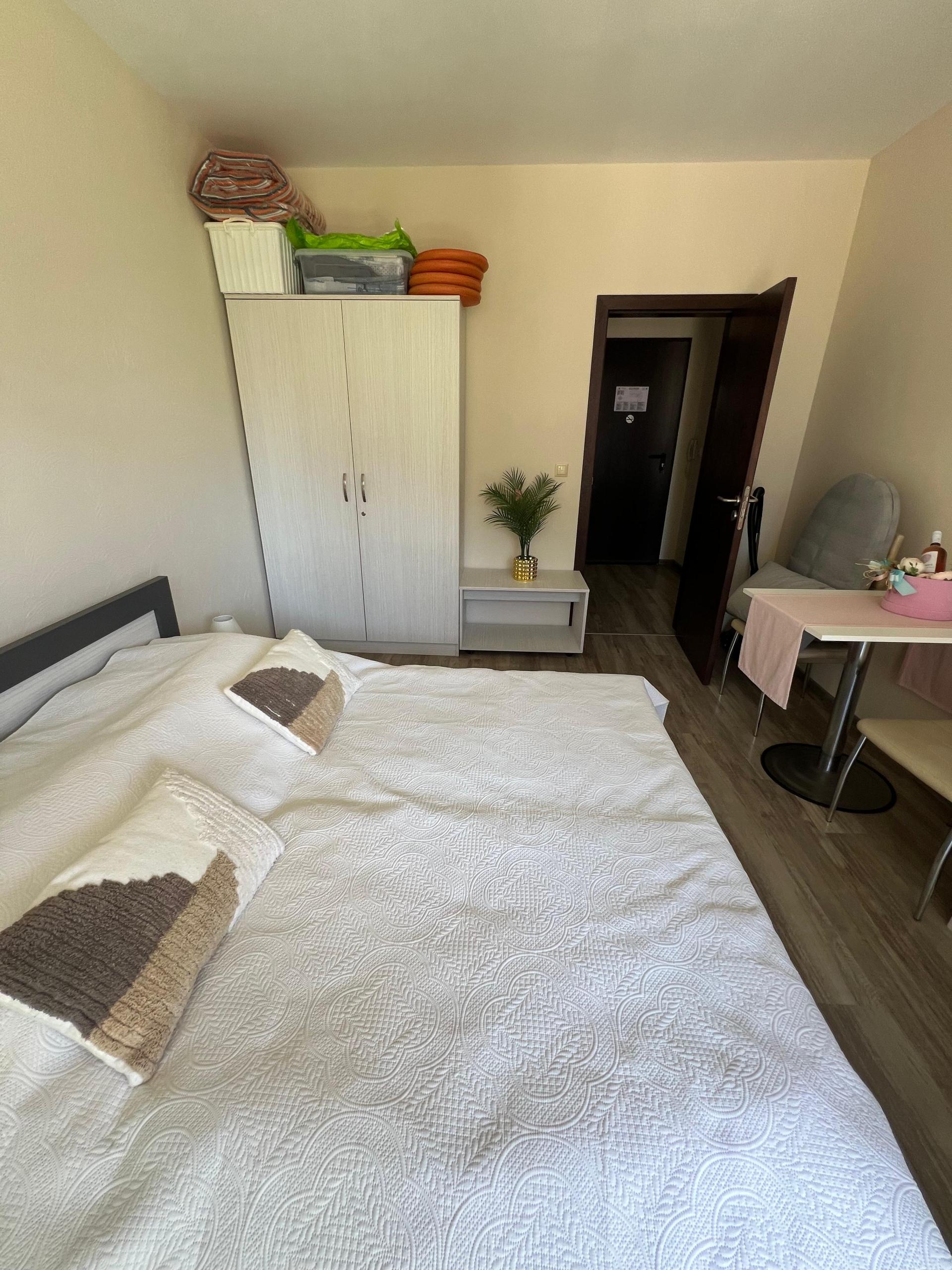Excellent One Bedroom apartment with pool view in Sorento Sole Mare, Sveti Vlas — photo 16 of 25