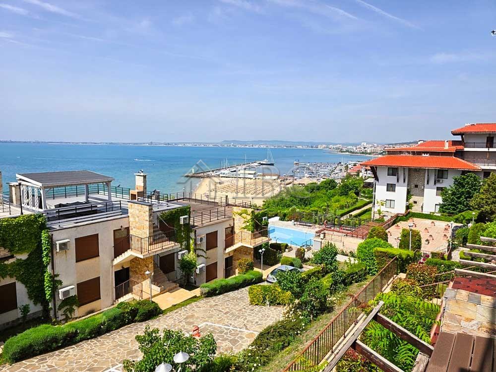 Unique 2-Bedroom Apartment with Sea View Dolce Vita, Sveti Vlas — photo 16 of 25
