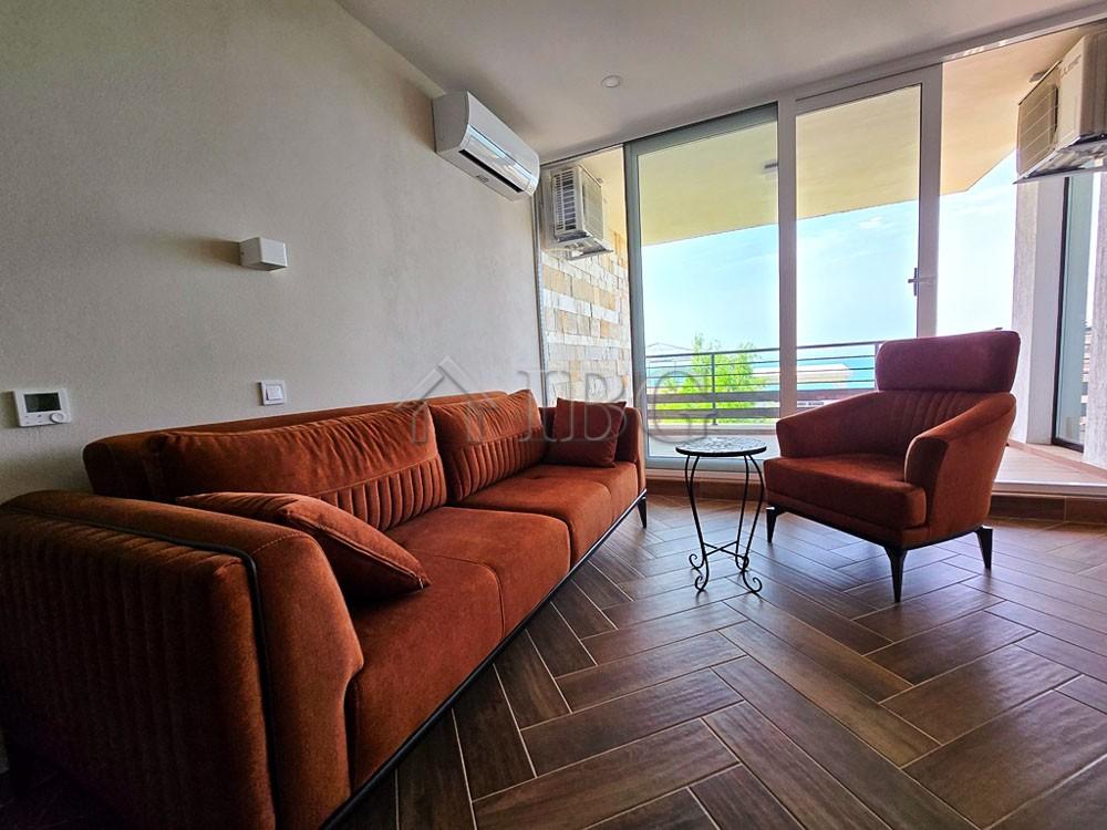 Unique 2-Bedroom Apartment with Sea View Dolce Vita, Sveti Vlas — photo 12 of 25