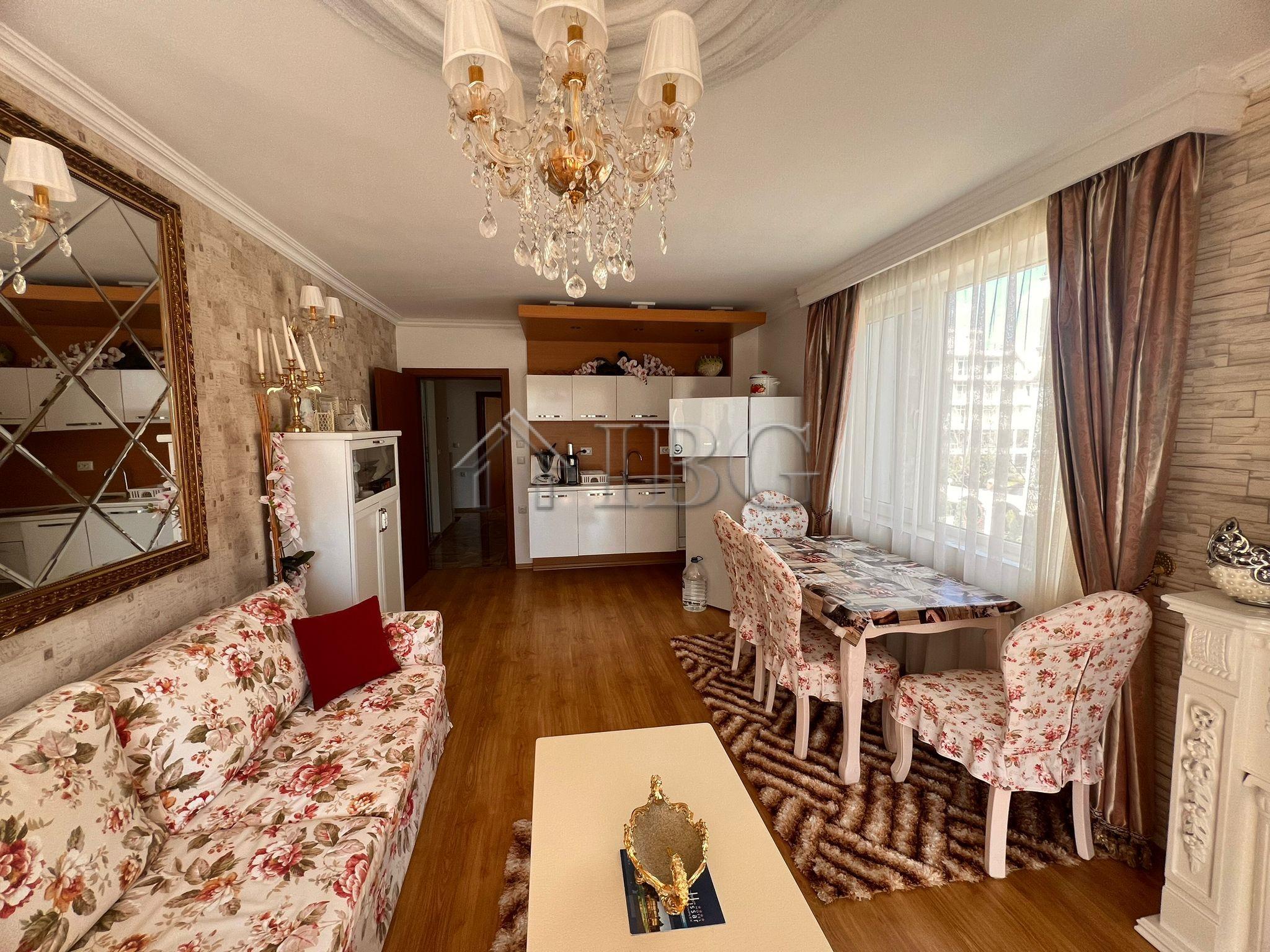 Luxury 2-bedroom, 2 bathroom apartment with pool view in Sweet Homes 5, Sunny Beach — photo 3