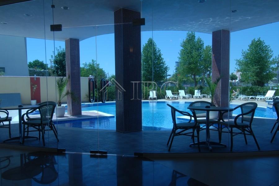 Sea View one bedroom apartment Esperanto Complex, Sunny Beach - 2nd line from the Beach — photo 18 of 23