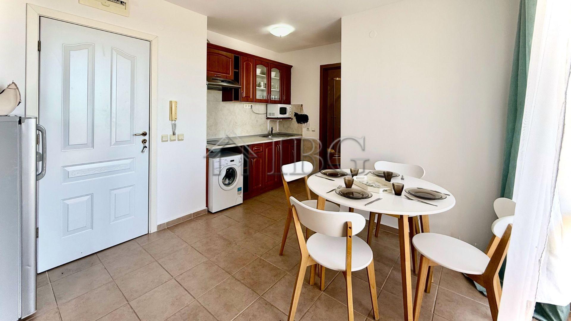 Ready to move in 2-Bedroom Apartment for Sale Holiday Fort Golf Club, Sunny Beach — photo 3
