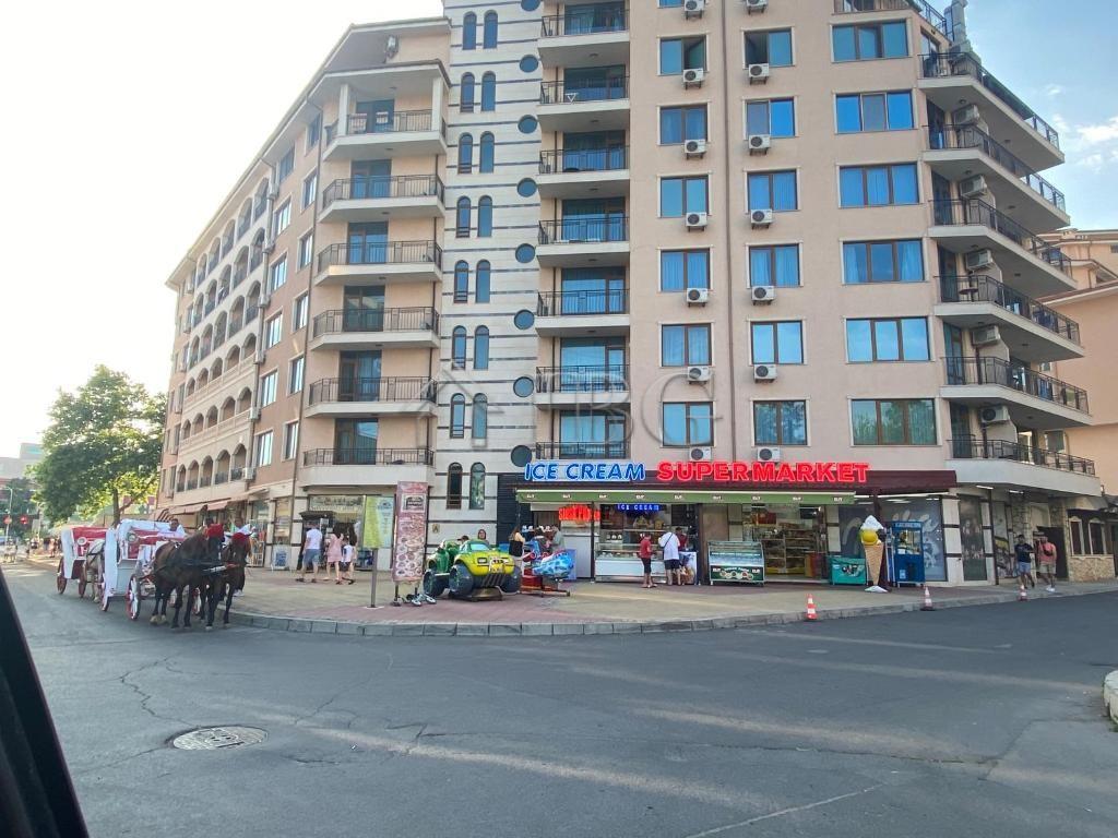 Sea View one bedroom apartment Esperanto Complex, Sunny Beach - 2nd line from the Beach — photo 19 of 23