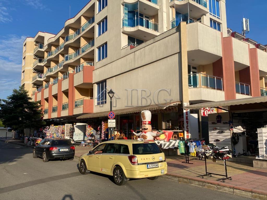 Sea View one bedroom apartment Esperanto Complex, Sunny Beach - 2nd line from the Beach — photo 21 of 23