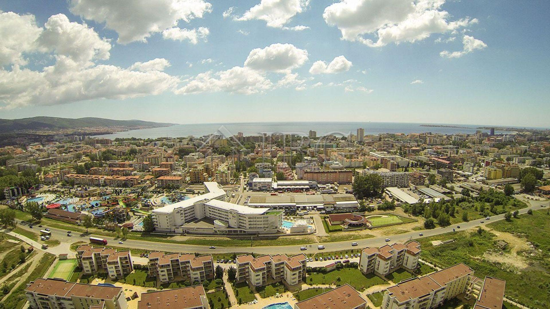 Ready to move in 2-Bedroom Apartment for Sale Holiday Fort Golf Club, Sunny Beach — photo 12 of 14