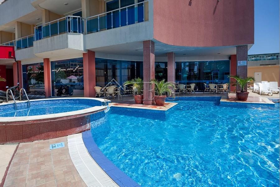 Sea View one bedroom apartment Esperanto Complex, Sunny Beach - 2nd line from the Beach — photo 2
