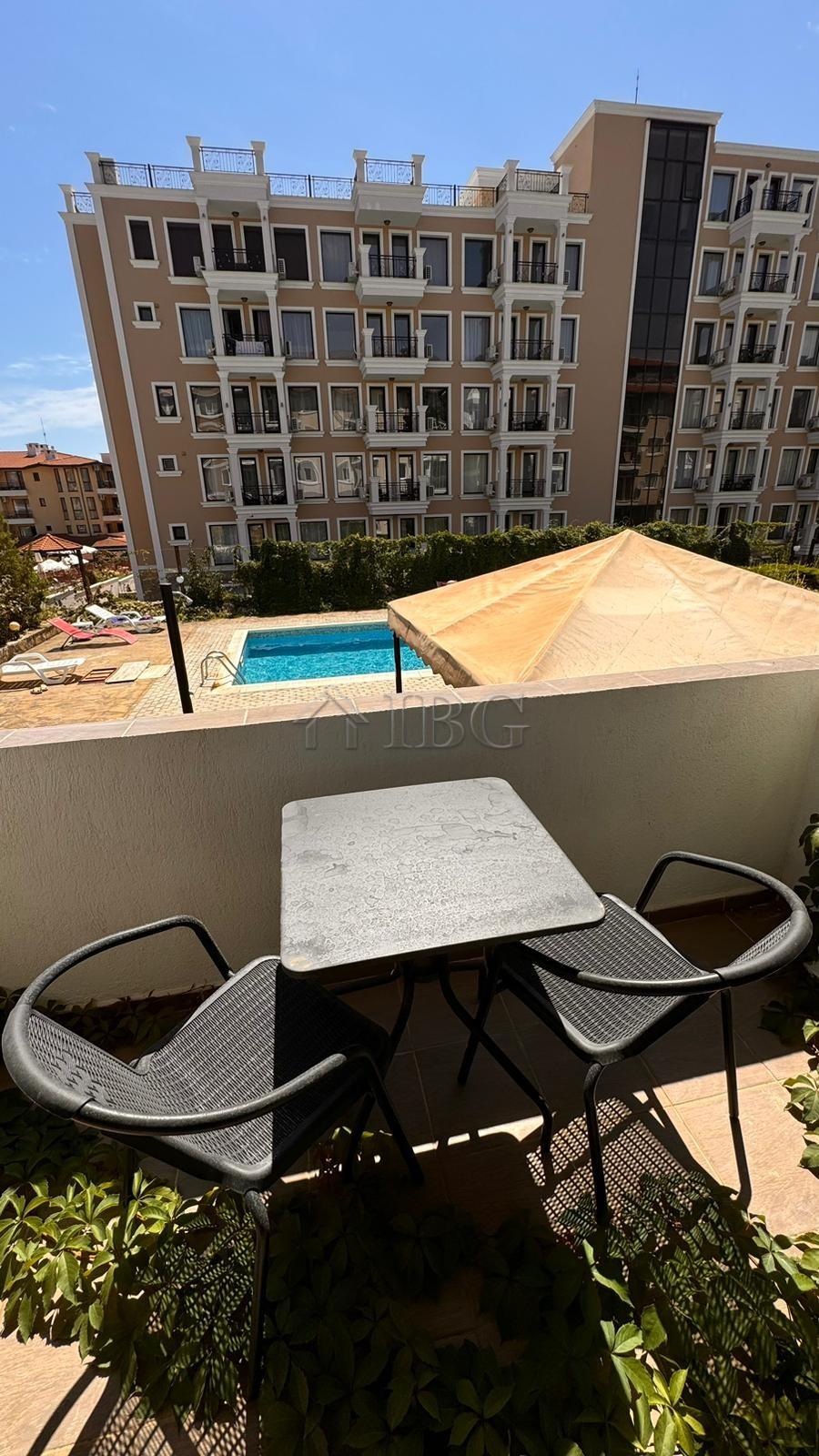 Pool View 1-bedroom apartment in Domus, Sveti Vlas — photo 11 of 12
