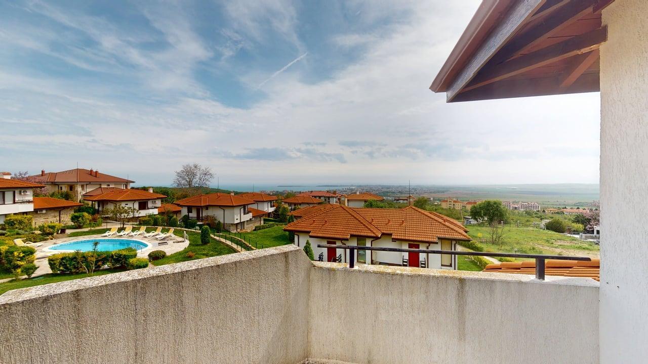 2-room Apartment for Sale Bay View Villas, Kosharitsa — photo 13 of 22