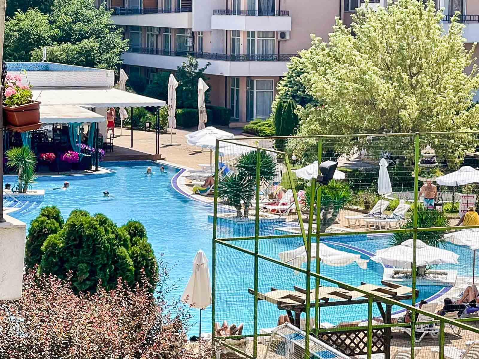 Spacious 1-Bedroom Apartment with Pool View Grand Kamelia, Sunny Beach — photo 11 of 19