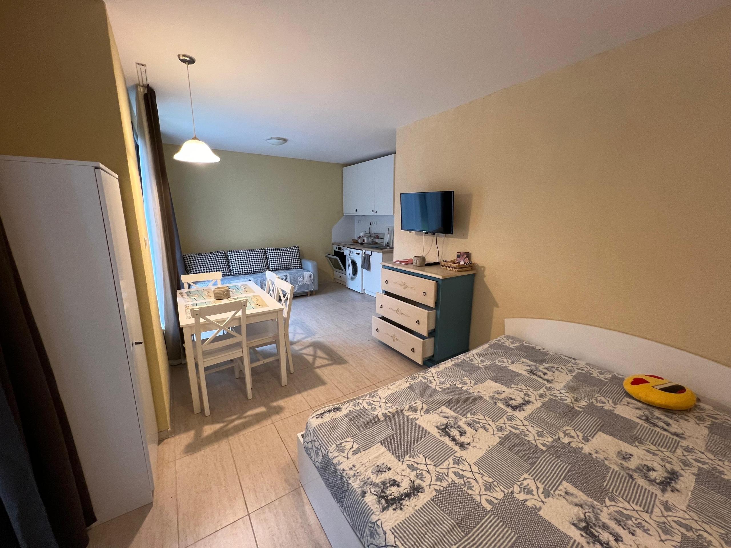 Spacious Studio with Private Veranda for Sale Green Life Beach Resort, Sozopol — photo 9 of 25