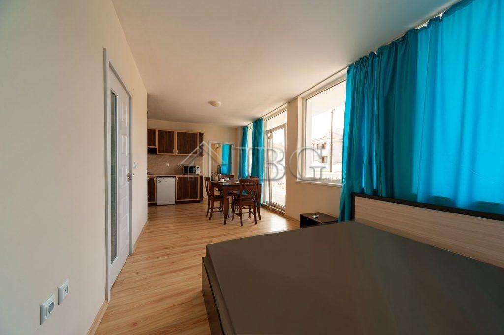 Apart-Hotel with 13 Apartments Sveti Vlas, 300m to Beach — photo 19 of 25