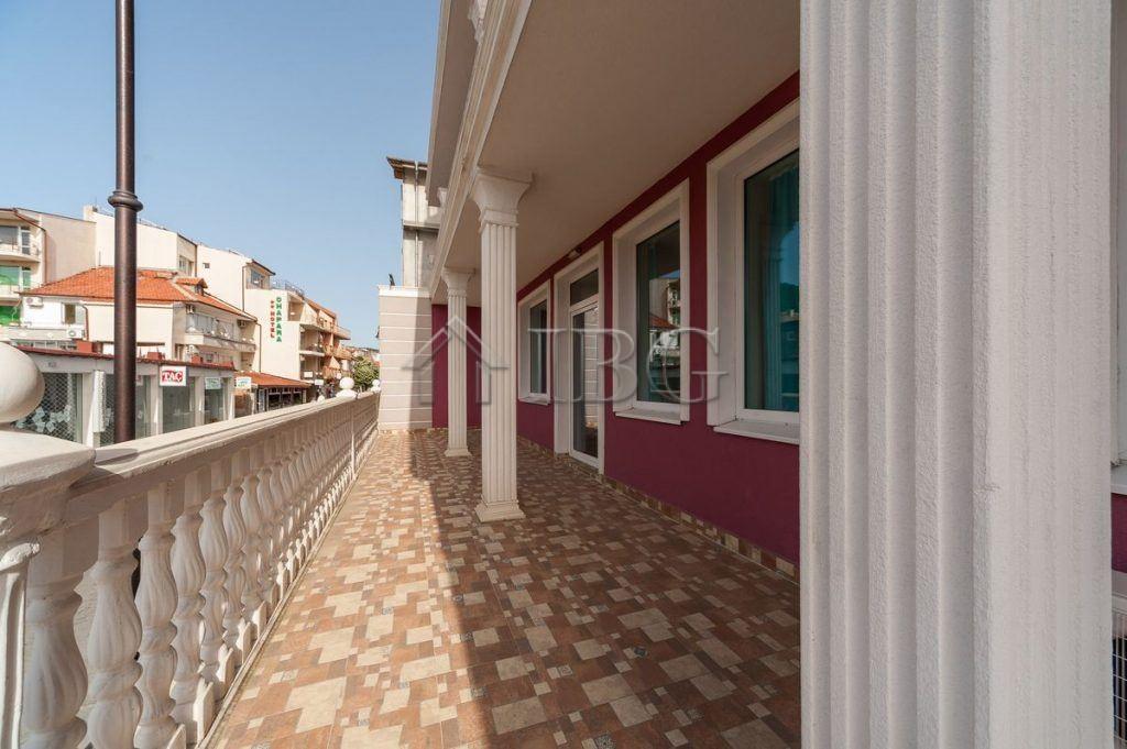 Apart-Hotel with 13 Apartments Sveti Vlas, 300m to Beach — photo 22 of 25