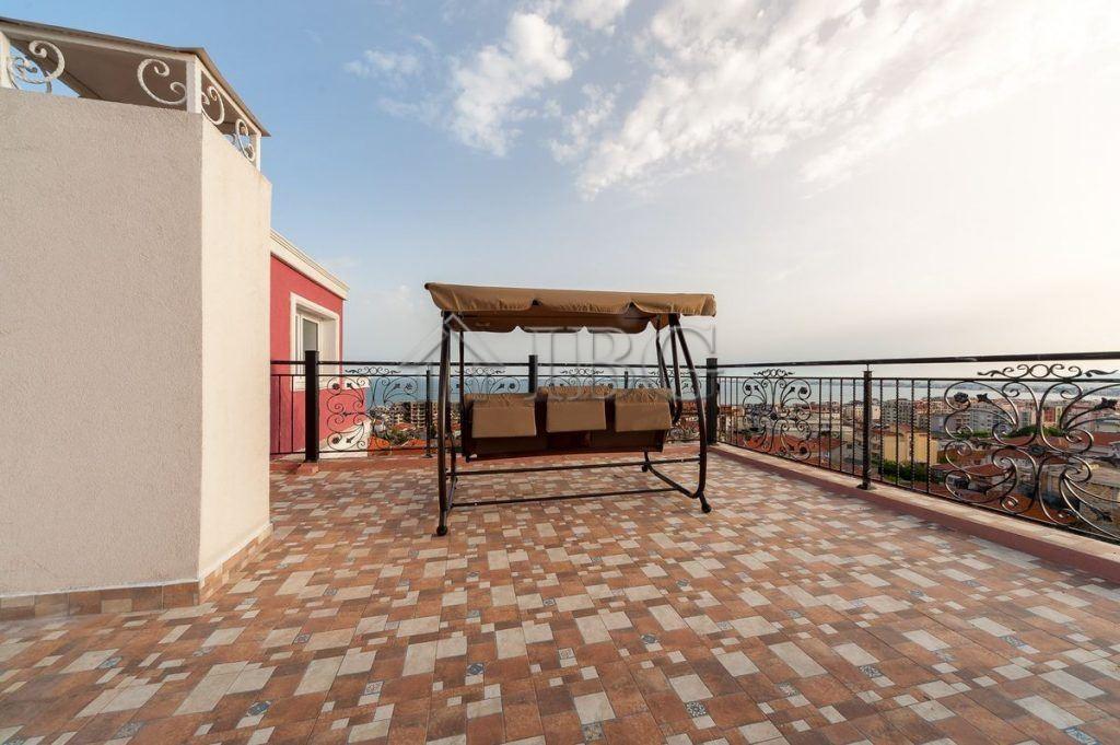 Apart-Hotel with 13 Apartments Sveti Vlas, 300m to Beach — photo 24 of 25