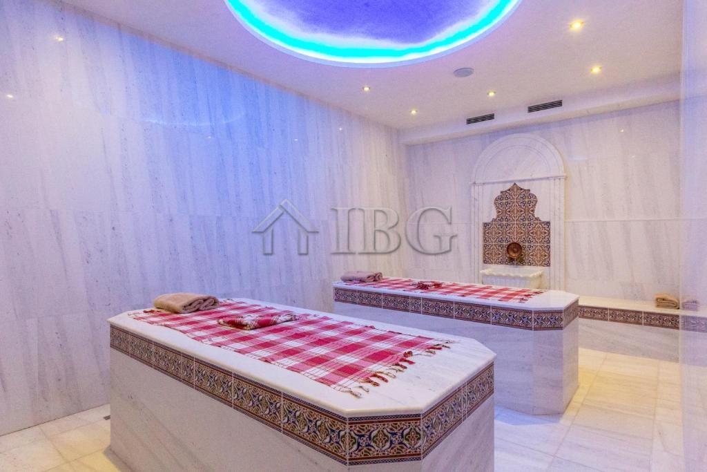 Furnished 1-Bedroom apartment in Villa Florence, St.Vlas — photo 22 of 25