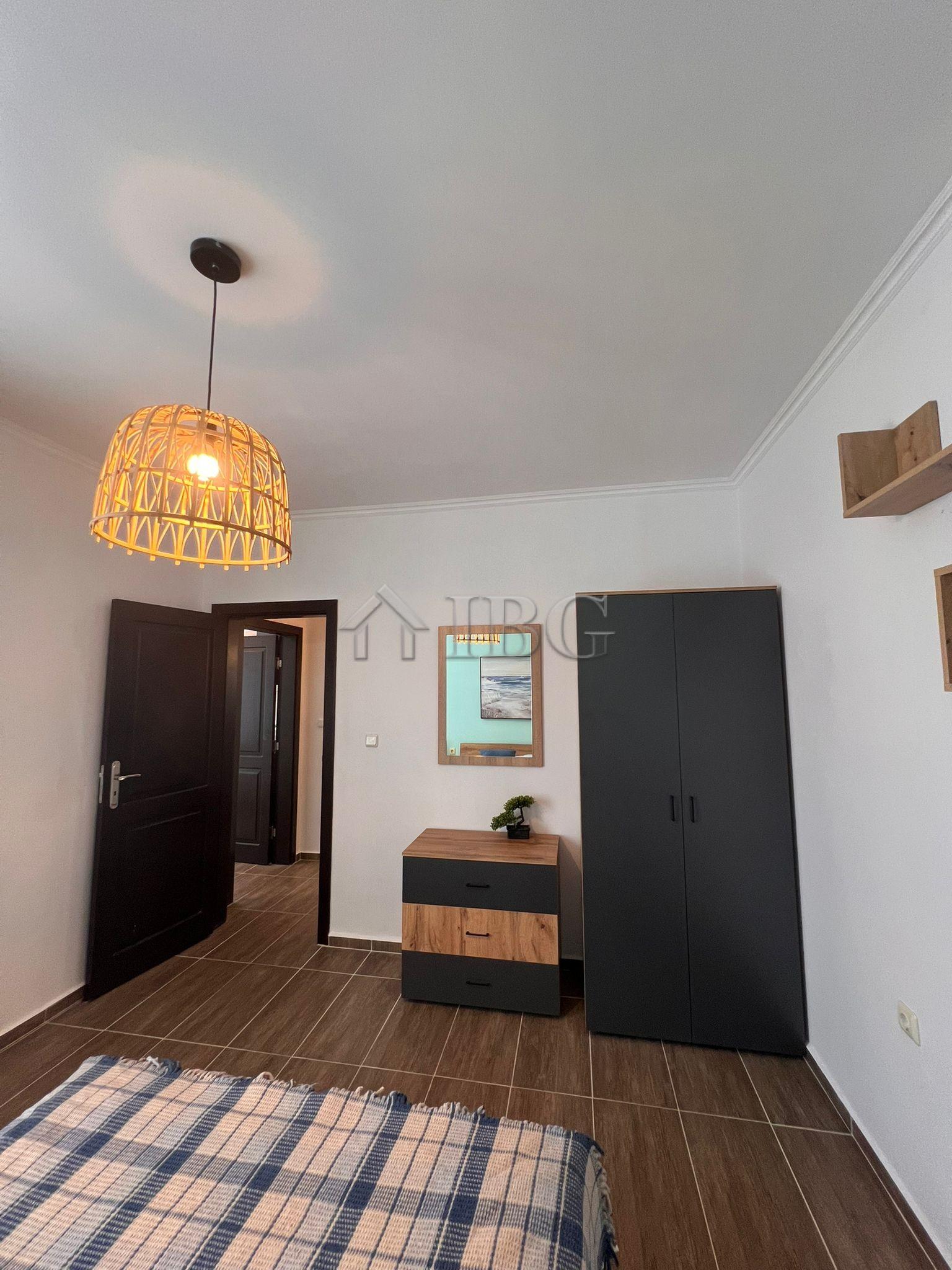 1-Bedroom Apartment with Courtyard View Sun Wave, Sveti Vlas — photo 13 of 16