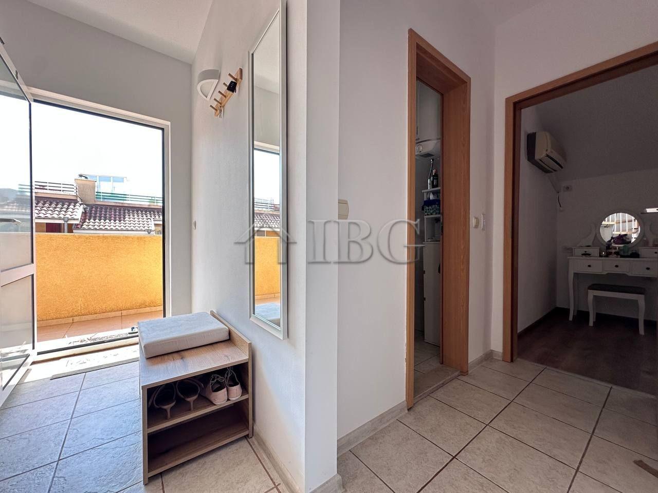 2-Level Apartment with 2 Bedrooms and 2 balconies in complex Robinson, Sunny Beach, 400 m to the Beach — photo 6 of 25