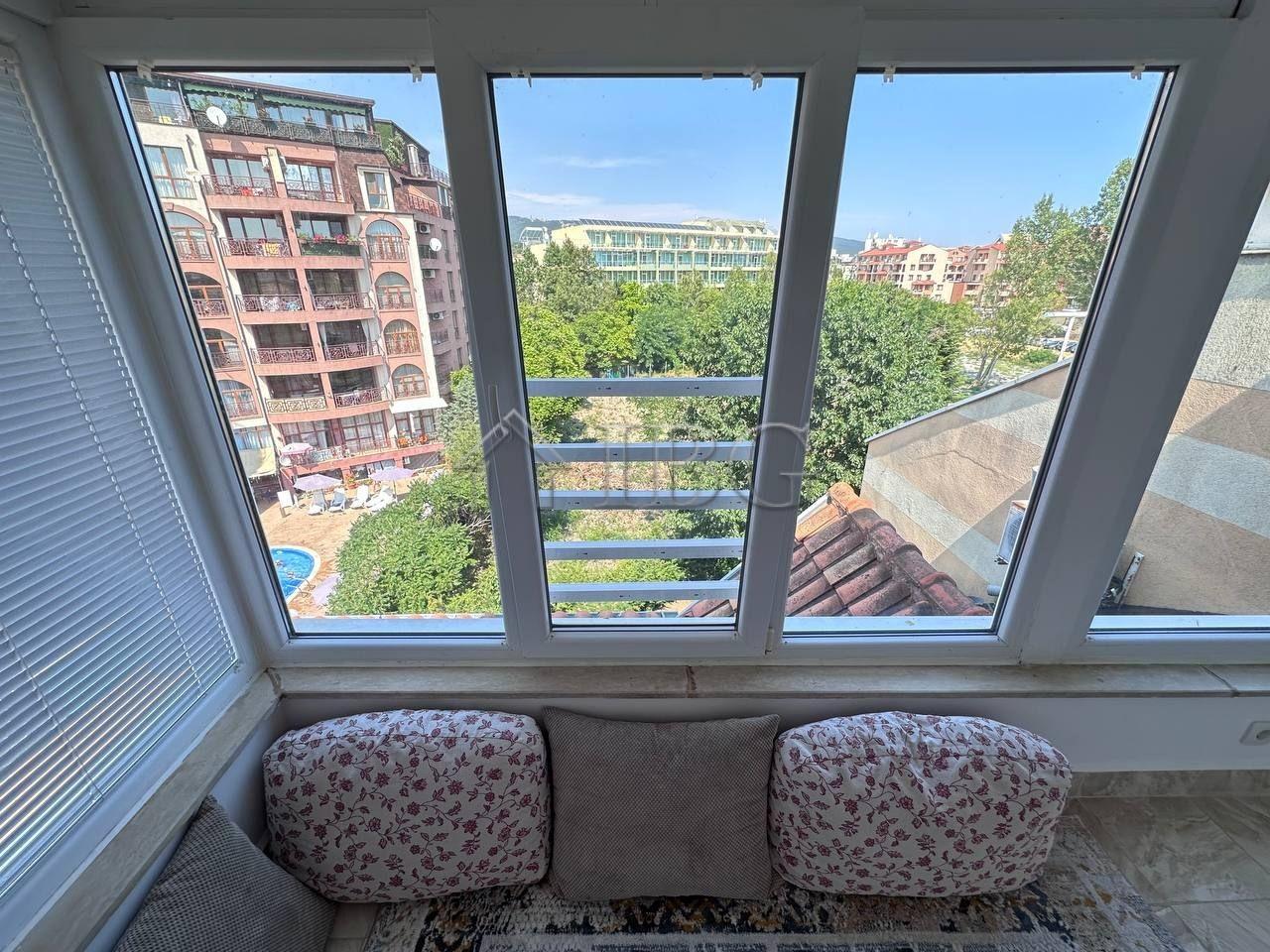 2-Level Apartment with 2 Bedrooms and 2 balconies in complex Robinson, Sunny Beach, 400 m to the Beach — photo 15 of 25