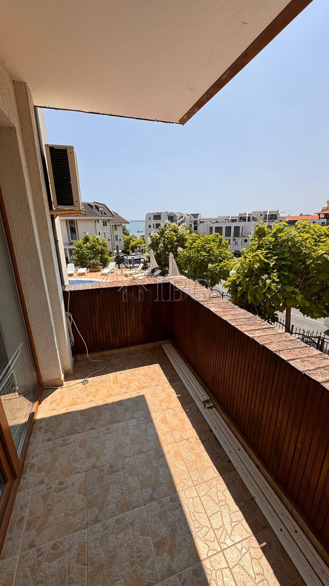 2-Bedroom, 2-bathroom apartment with sea and pool views in Chateau Nessebar, Sveti Vlas, 50 m to the beach — photo 12 of 20