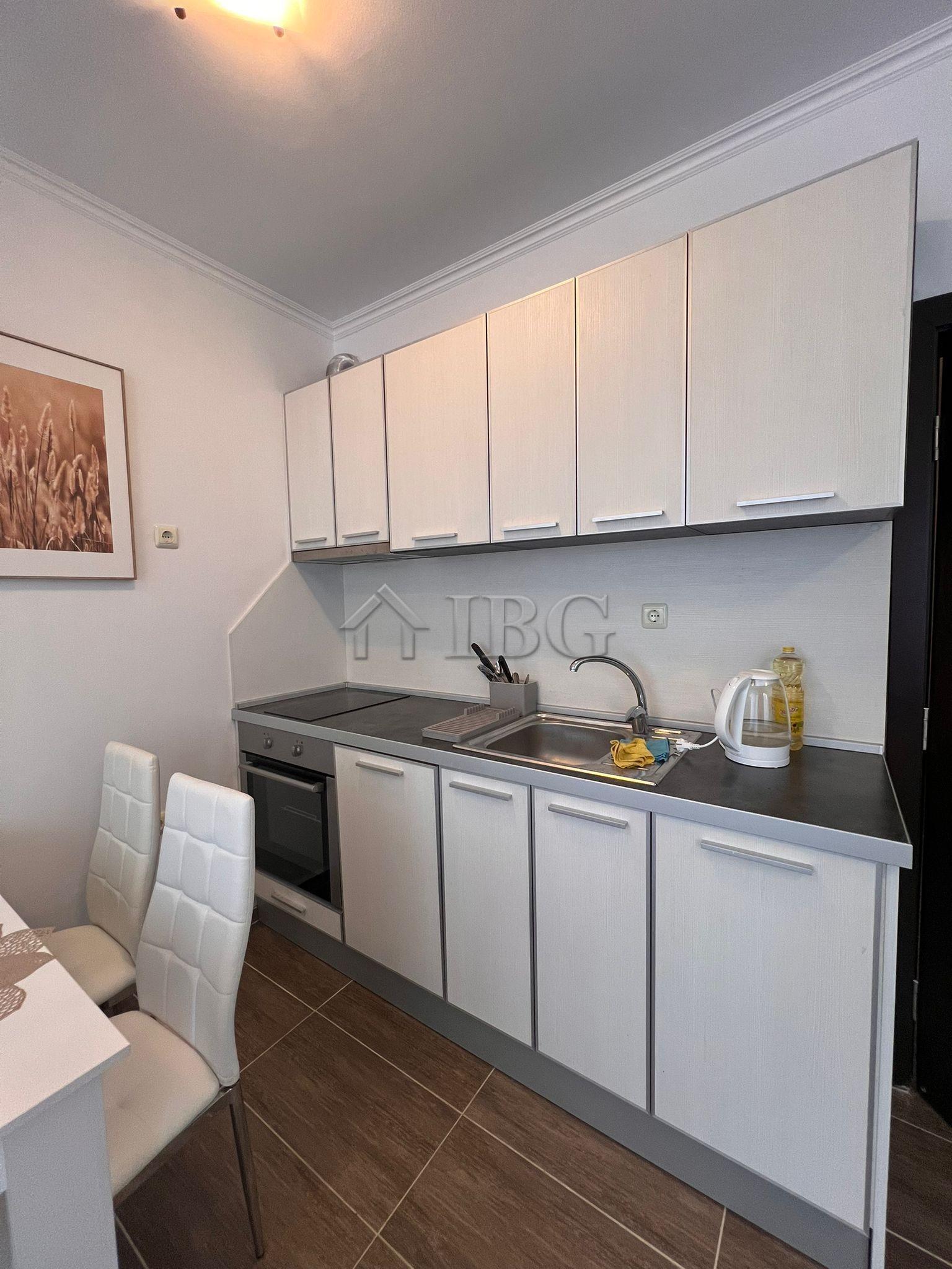 1-Bedroom Apartment with Courtyard View Sun Wave, Sveti Vlas — photo 5