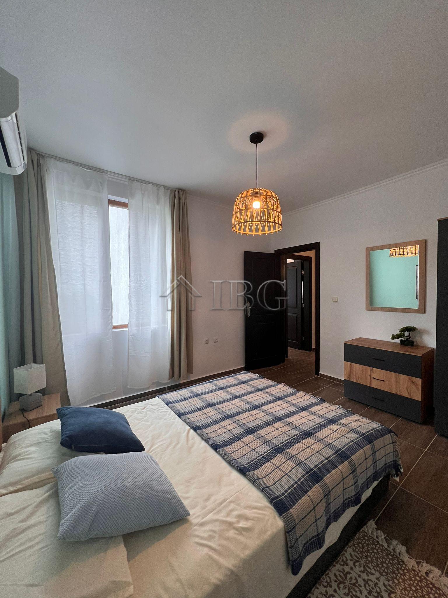 1-Bedroom Apartment with Courtyard View Sun Wave, Sveti Vlas — photo 11 of 16