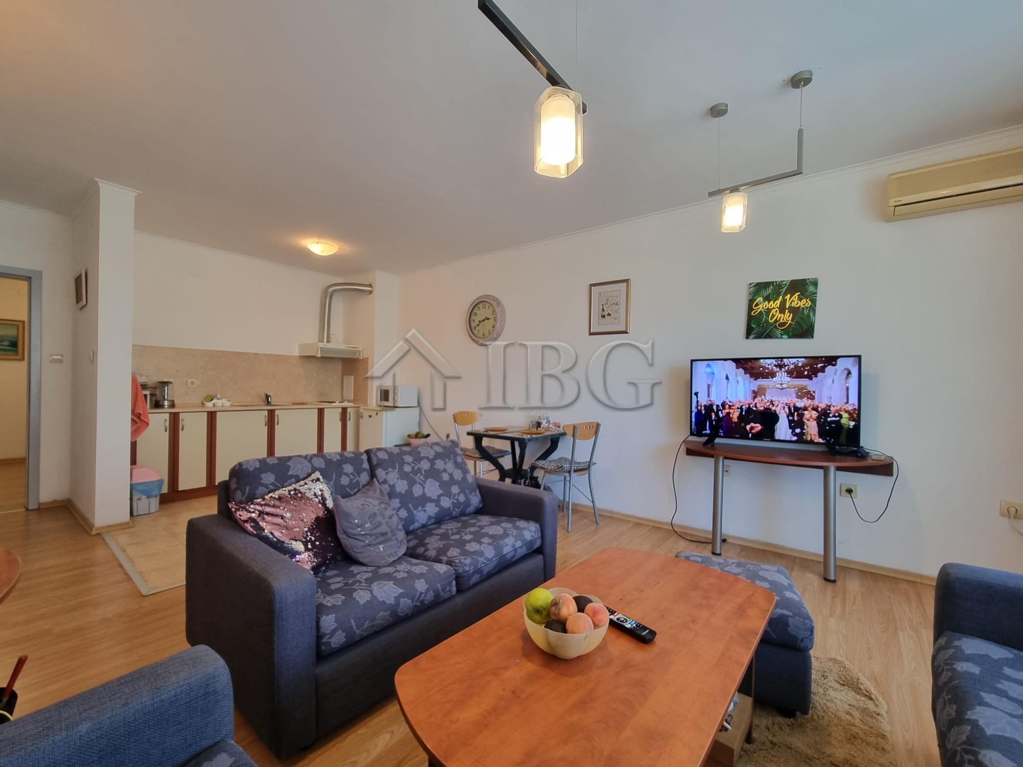 Big 96 sq. m. One Bedroom apartment in complex Prima 1, Sunny Beach — photo 7 of 20