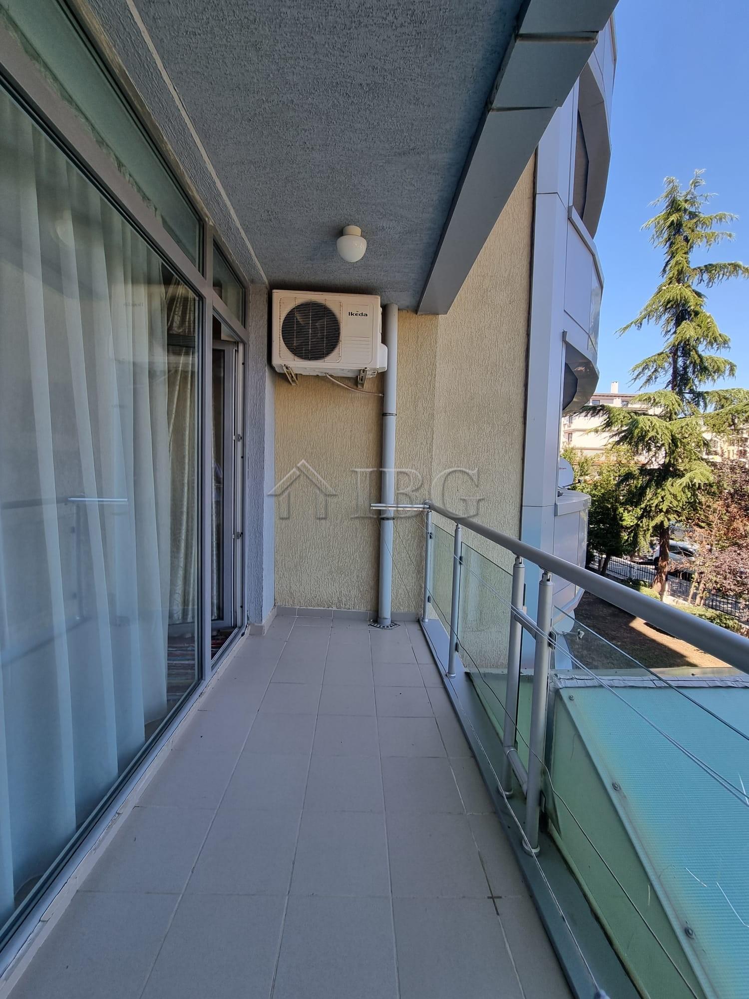 Big 96 sq. m. One Bedroom apartment in complex Prima 1, Sunny Beach — photo 6