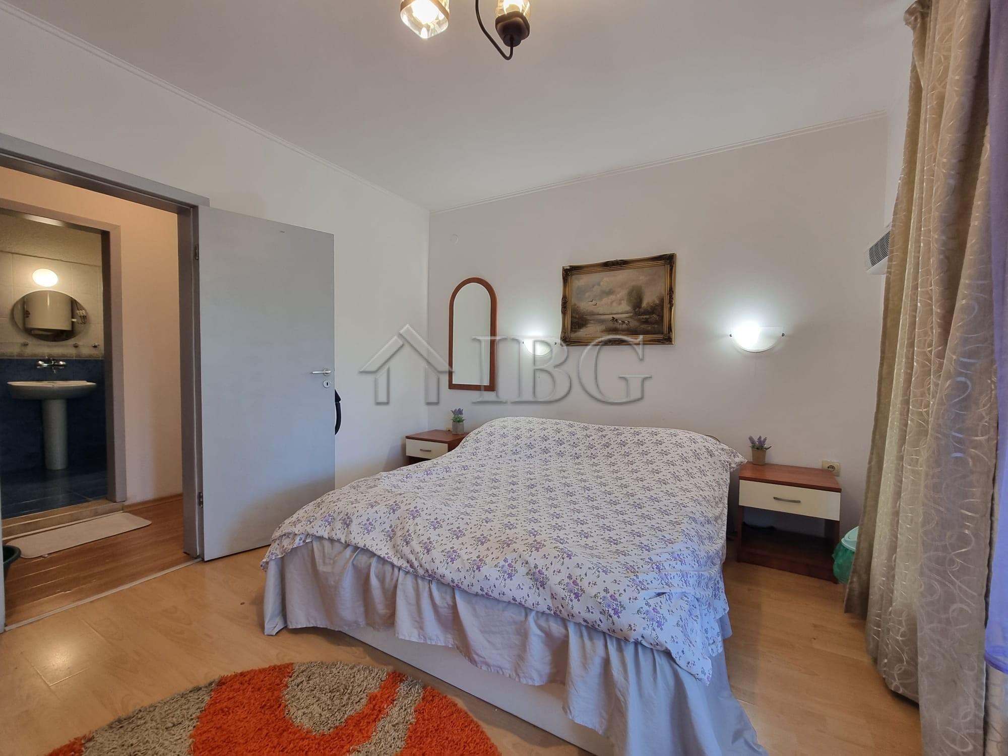 Big 96 sq. m. One Bedroom apartment in complex Prima 1, Sunny Beach — photo 15 of 20