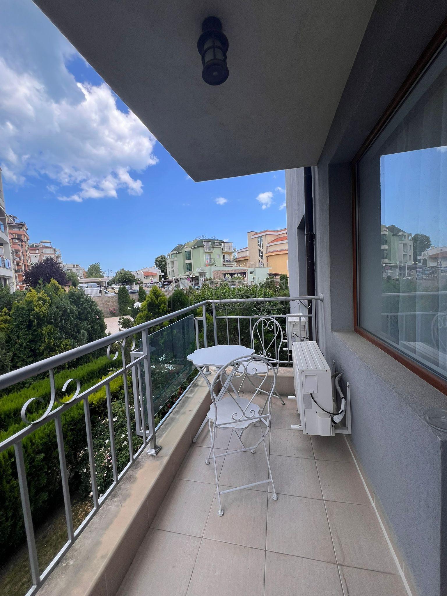 1-Bedroom Apartment with Courtyard View Sun Wave, Sveti Vlas — photo 8 of 16