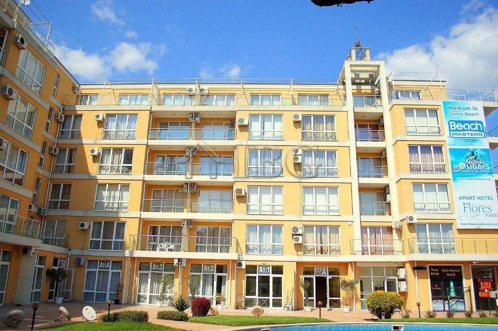 Bright and spacious 1-Bedroom Apartment in Flores Park Perfect Sunny Beach Location! — photo 2