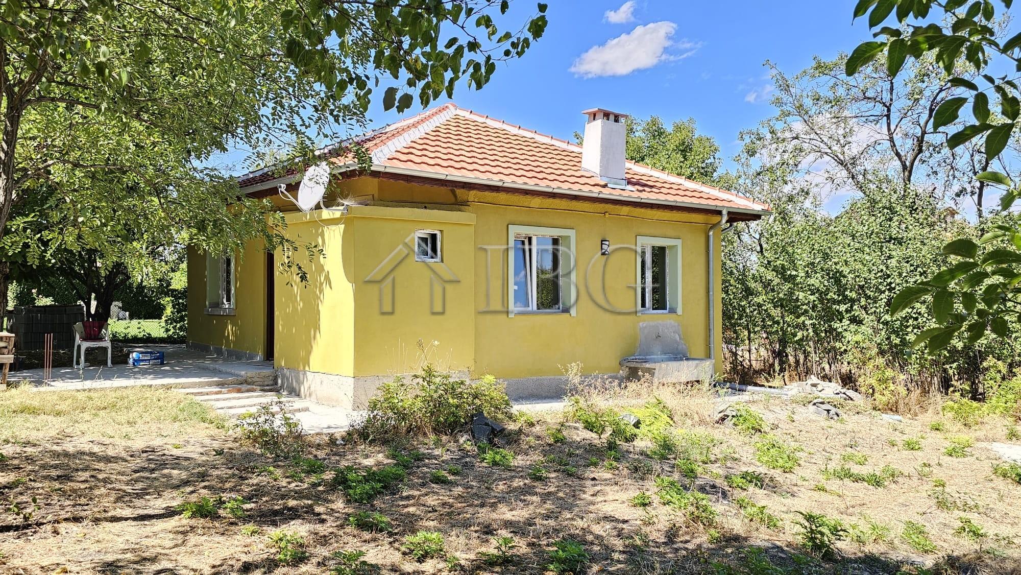 House with 3 Bedrooms and Large Yard Dyulevo, Burgas Region — photo 18 of 18