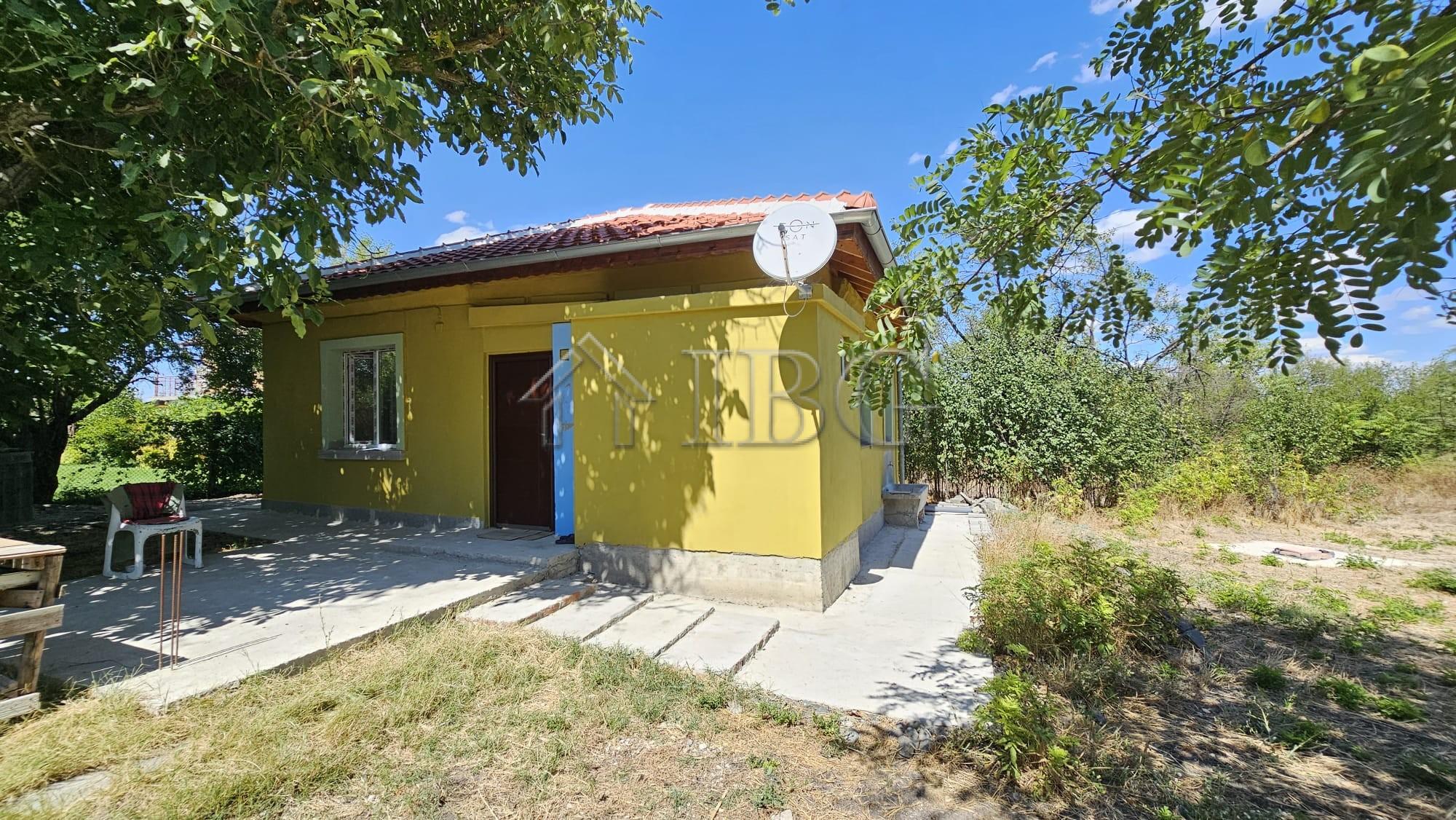 House with 3 Bedrooms and Large Yard Dyulevo, Burgas Region — photo 17 of 18