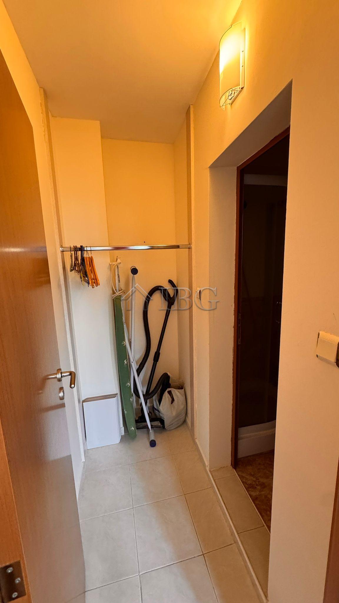 2-Bedroom, 2-bathroom apartment with sea and pool views in Chateau Nessebar, Sveti Vlas, 50 m to the beach — photo 15 of 20