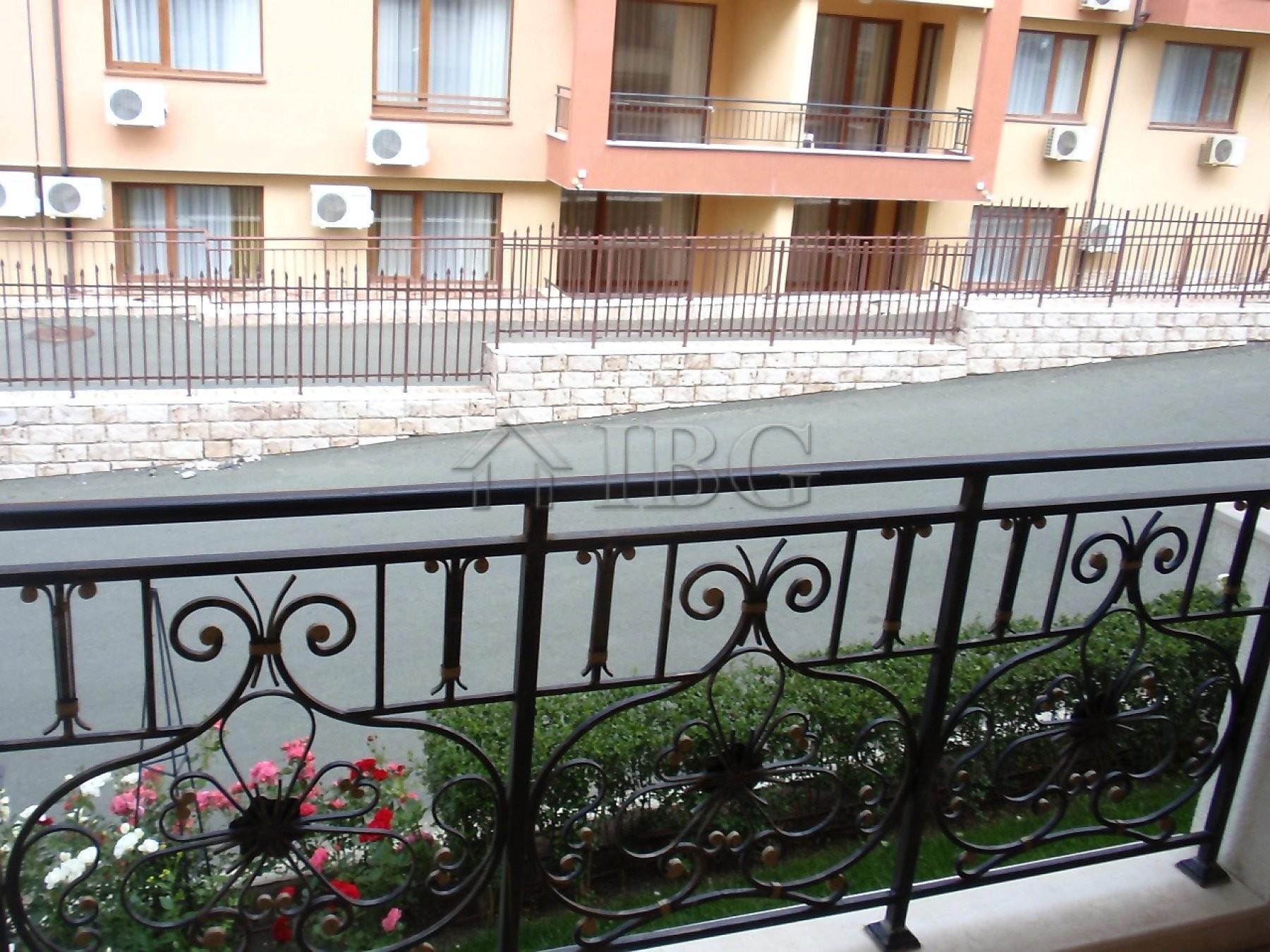 Furnished 1-Bedroom apartment in Villa Florence, St.Vlas — photo 4