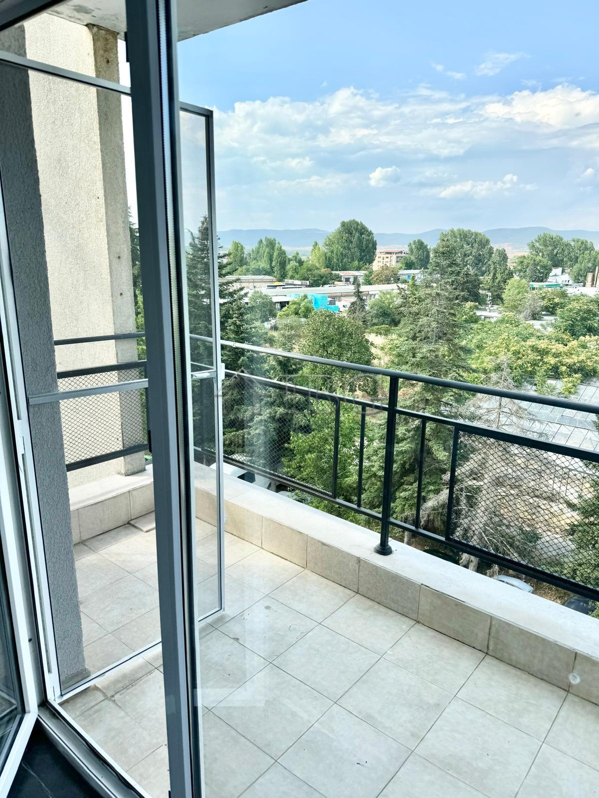 Stylish 2-Bedroom Apartment Grand Kamelia, Sunny Beach — photo 12 of 20