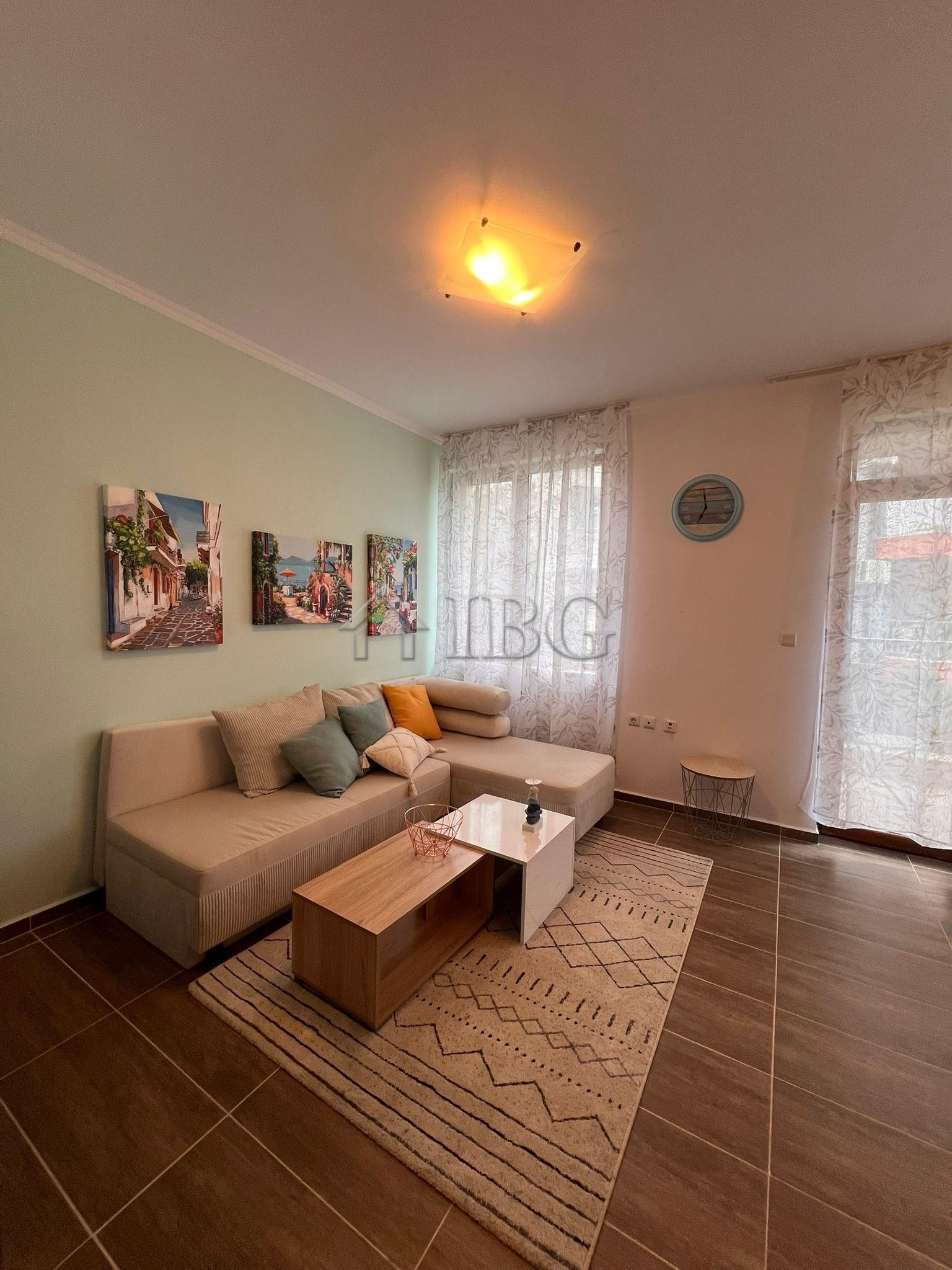 1-Bedroom Apartment with Courtyard View Sun Wave, Sveti Vlas — photo 4