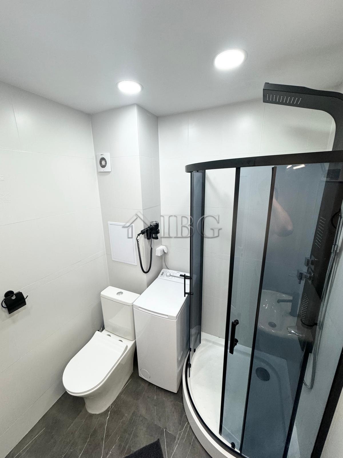 Stylish 2-Bedroom Apartment Grand Kamelia, Sunny Beach — photo 17 of 20
