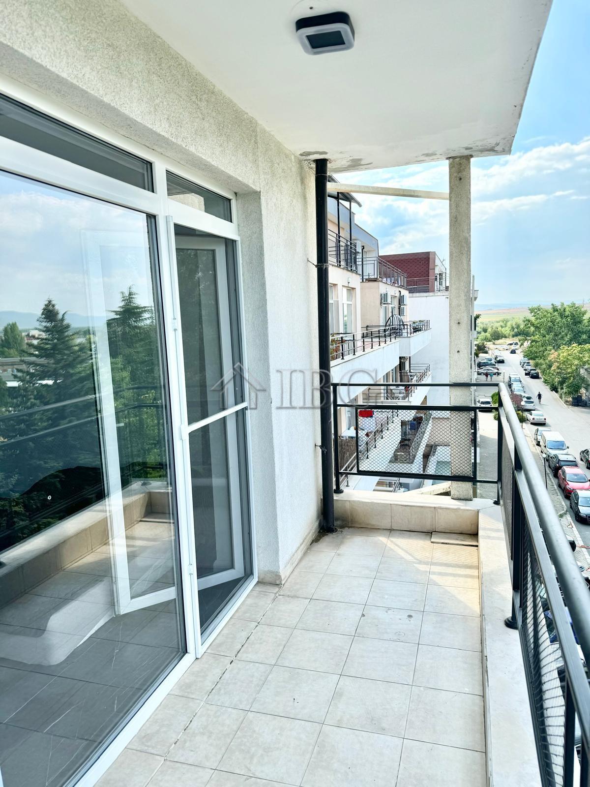 Stylish 2-Bedroom Apartment Grand Kamelia, Sunny Beach — photo 15 of 20